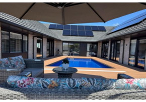 Unique Redwoods Lodge With Heated Pool, Spa, Sauna